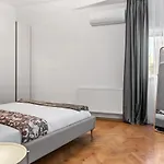 Ultracentral *