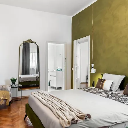 Ultracentral * Bucharest