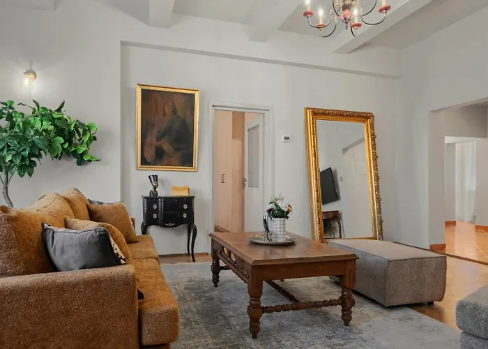 Апартаменти Ultracentral Бухарест