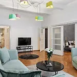 Ultracentral